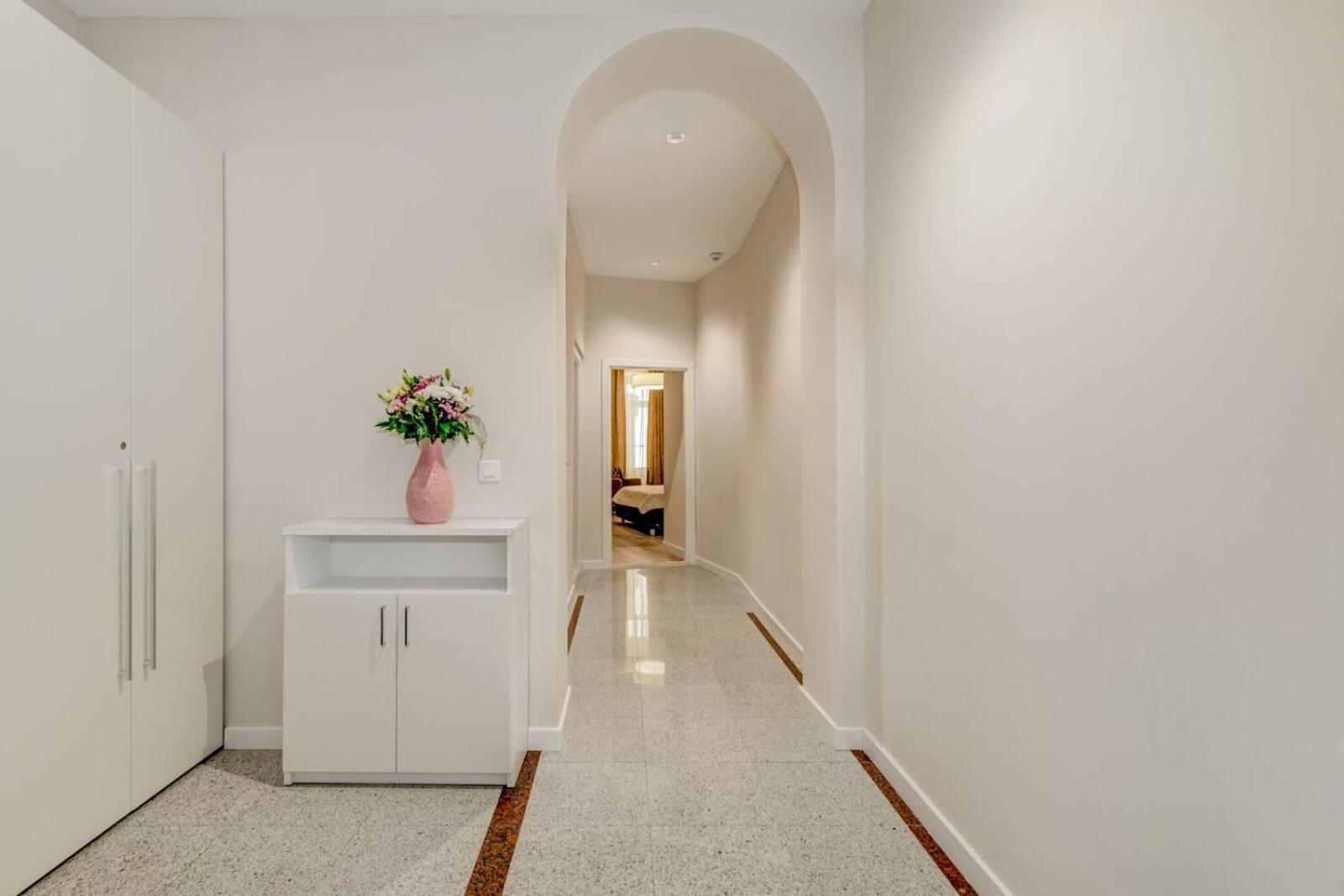 Royal Theatre Apartment Сплит Экстерьер фото